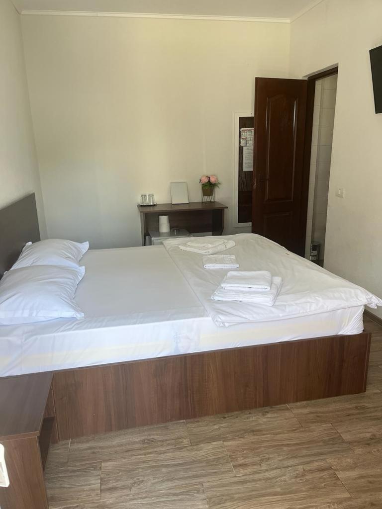 Vila Amir Vama Veche Exterior foto